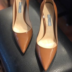 Prada Saffiano Brown Heels Sz 40 Stunning!